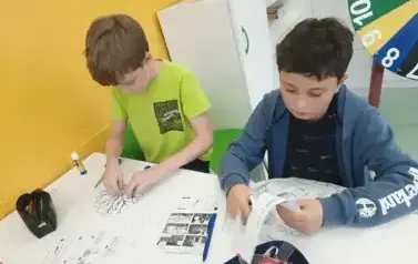 Rok szkolny 2025/2026 - EU-geniusz w świecie naukowych żywioł&oacute;w 3