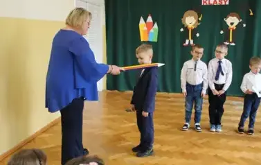 Rok szkolny 2025/2026 - Pasowanie na pierwszoklasistę 17