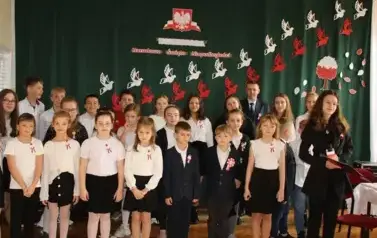 Rok szkolny 2025/2026 - Apel z okazji Narodowego Święta Niepodległości 15