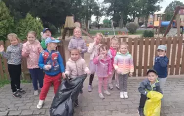 Rok szkolny 2025/2026 - Sprzątanie świata 4